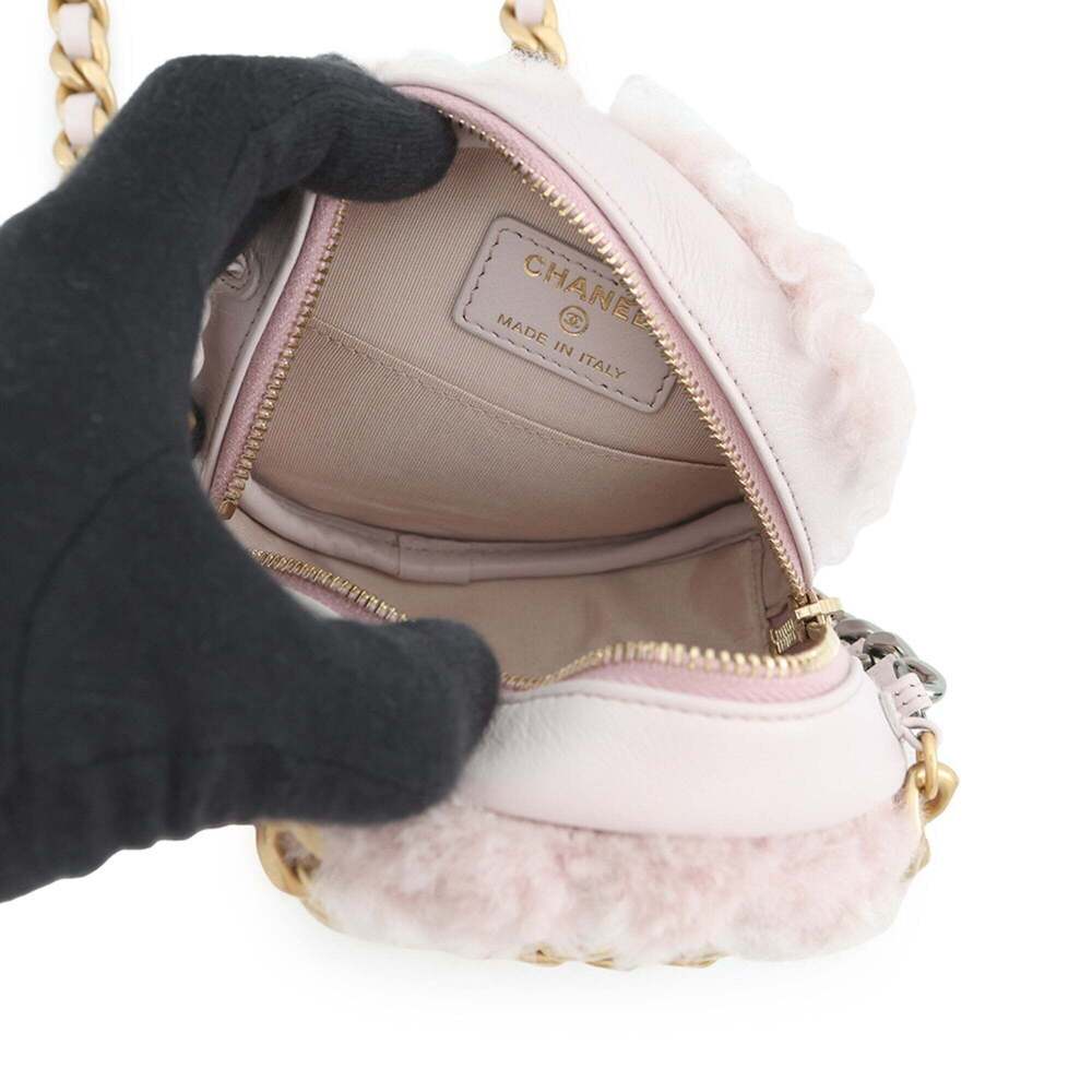 CHANEL Pink Logo Shoulder Bag - Picture 5 of 15